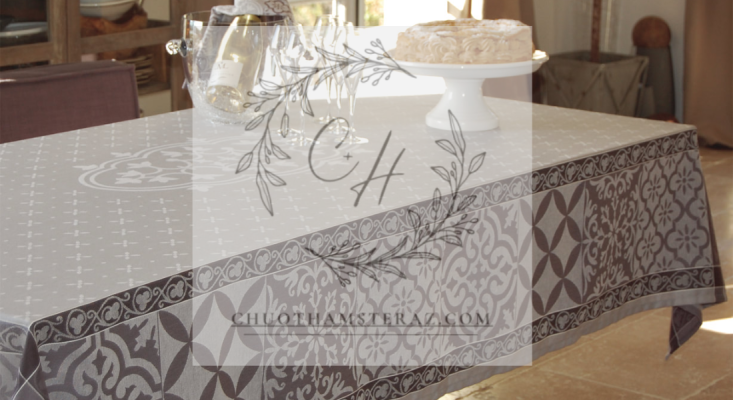 Modern table runners decor